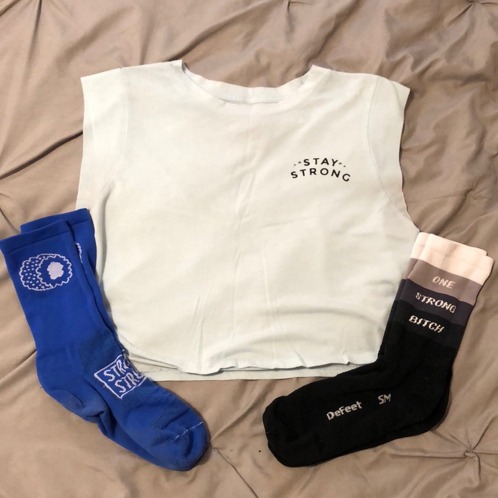 Strong strong shirt and socks